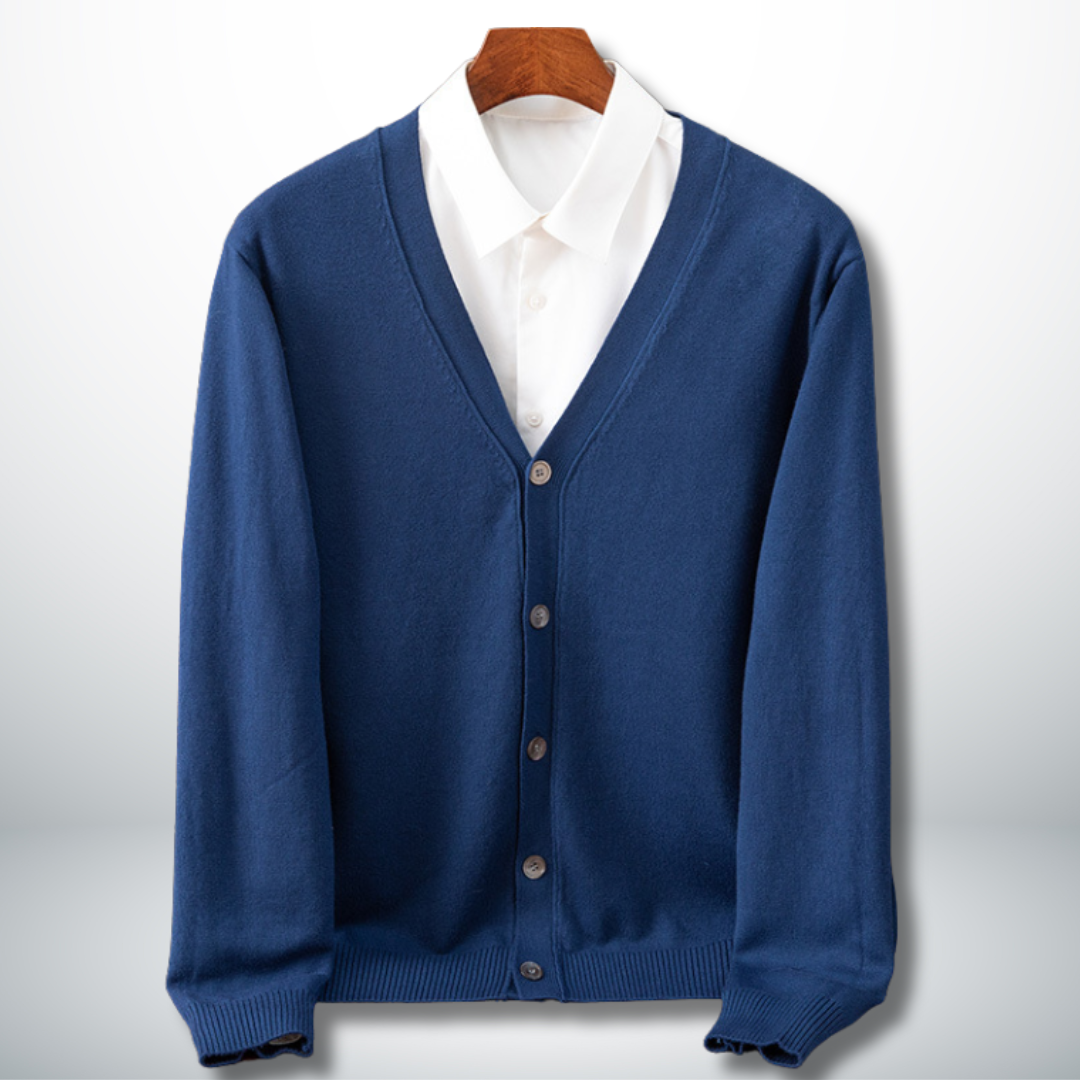 Thaddeus™ | Minimalist and Elegant Cardigan for Men